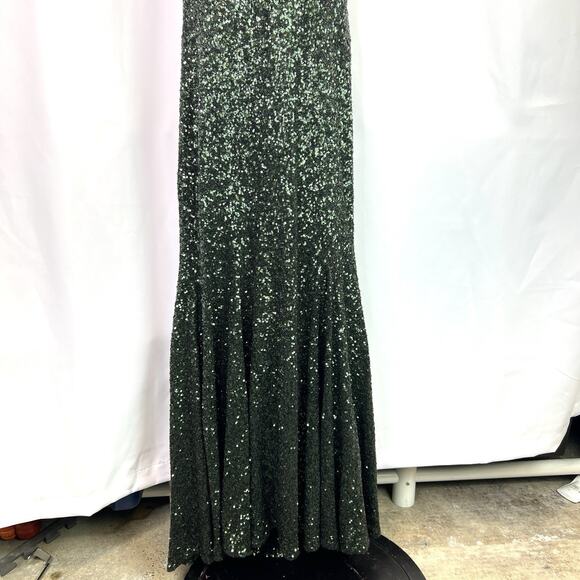 Badgley Mischka Green Sequin black Gown Size 6 V back Designer Formal - Picture 4 of 16
